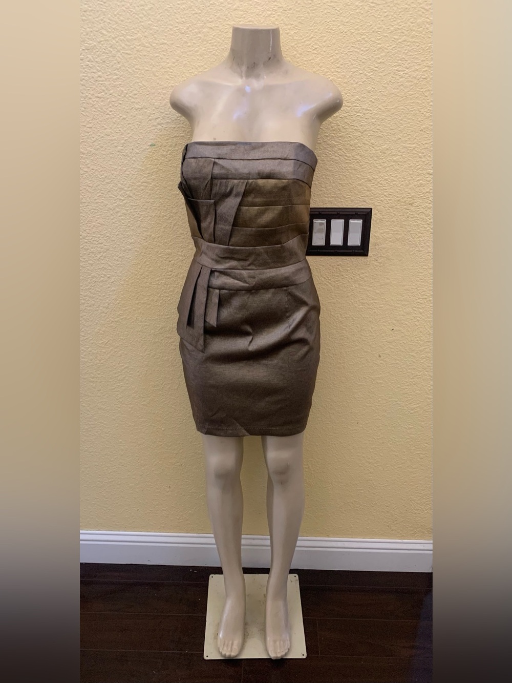 VTG NWT Jessica McClintock Size 12 Gold Strapless Mini Dress